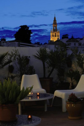 Отель Un Patio en Santa Cruz  Севилья